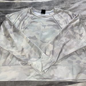 Nike sz XL Dry fit sweatshirt